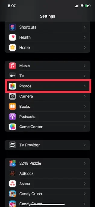Choose Photos app in iOS Settings